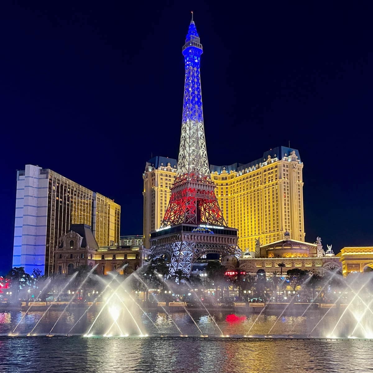 Bellagio fountains at night in Las Vegas